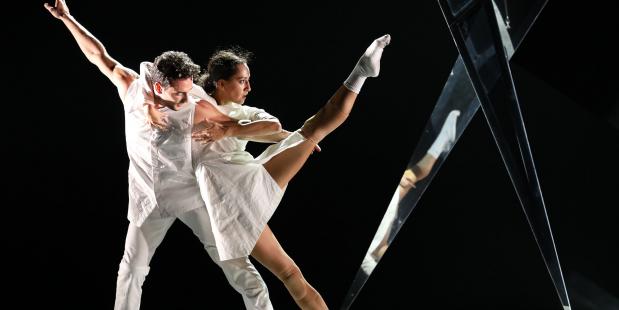 The 3 Dancers © Introdans, Hans Gerritsen 